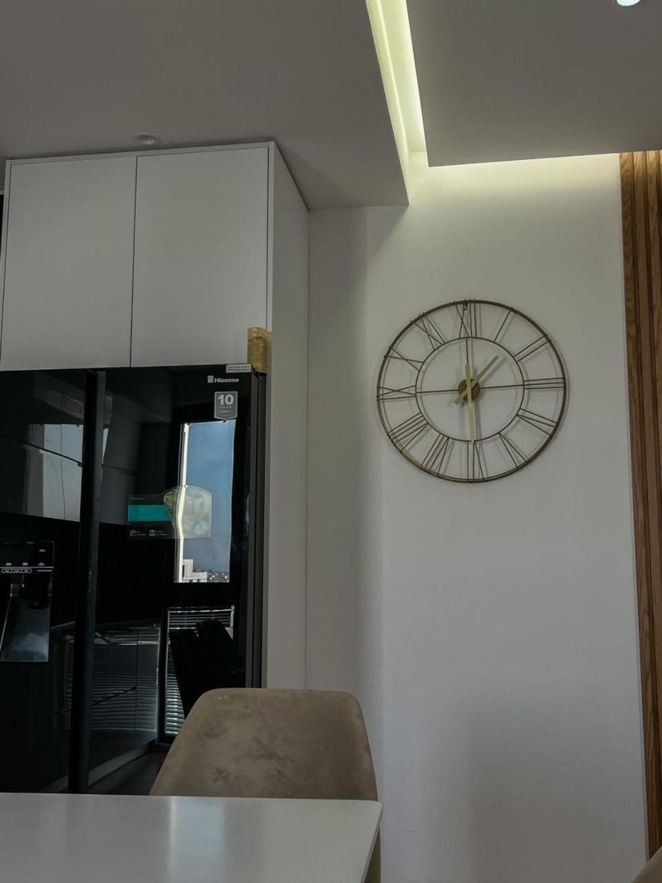 Lux Apartment At Arlis Тирана Экстерьер фото