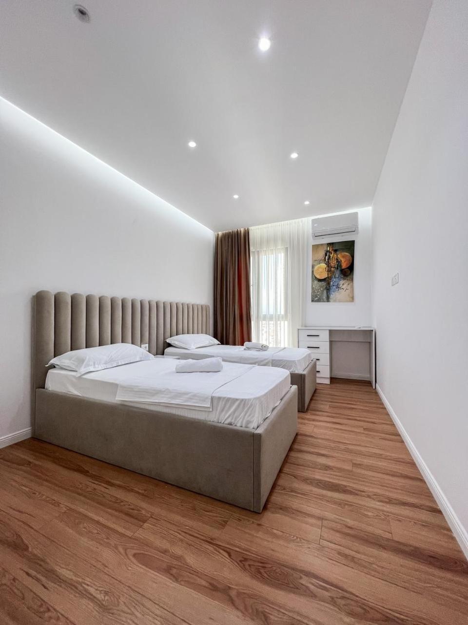 Lux Apartment At Arlis Тирана Экстерьер фото