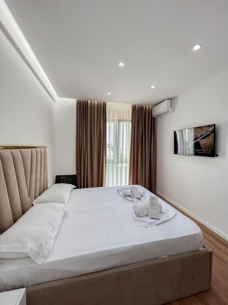 Lux Apartment At Arlis Тирана Экстерьер фото